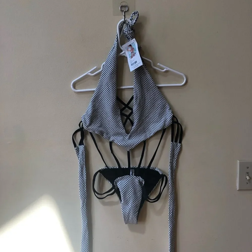 Mapale Swimsuit - Picture 3 of 9